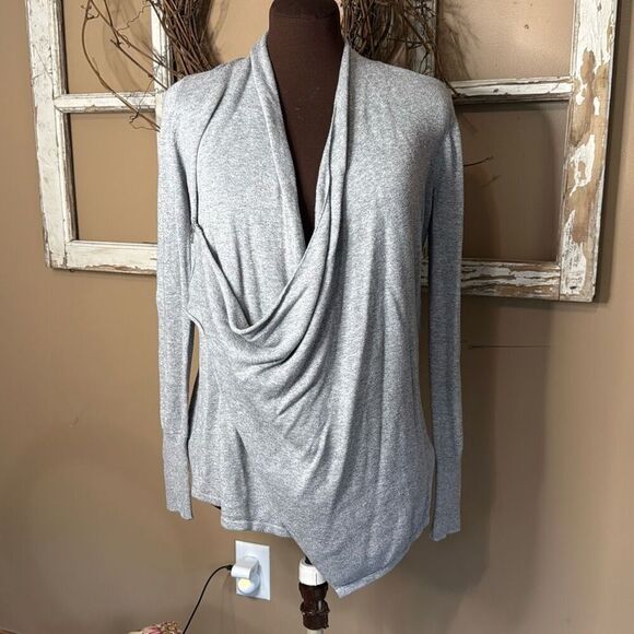 Abercrombie and Fitch womens asymetrical side zip sweater gray size small cozy s - Picture 1 of 11